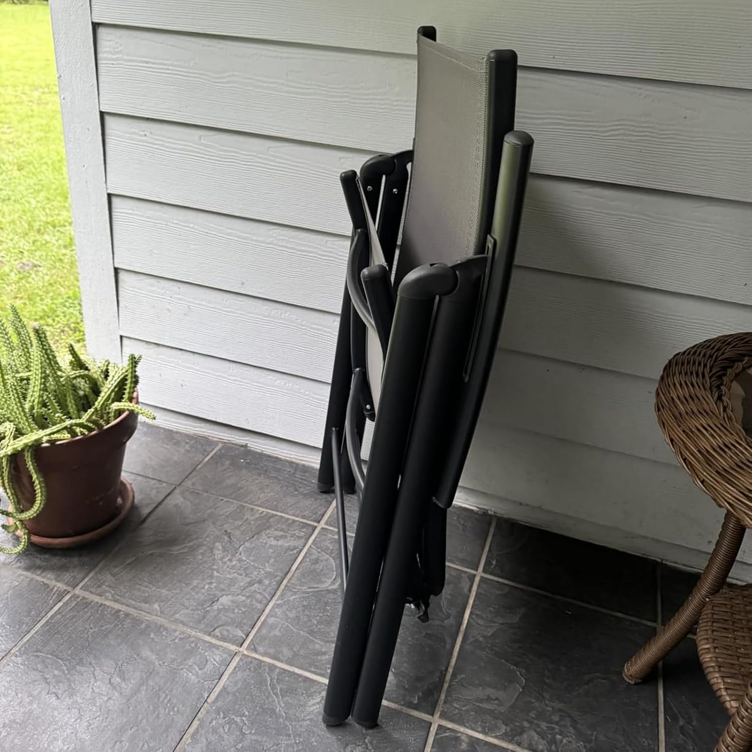 2-Pack Folding Patio Chairs